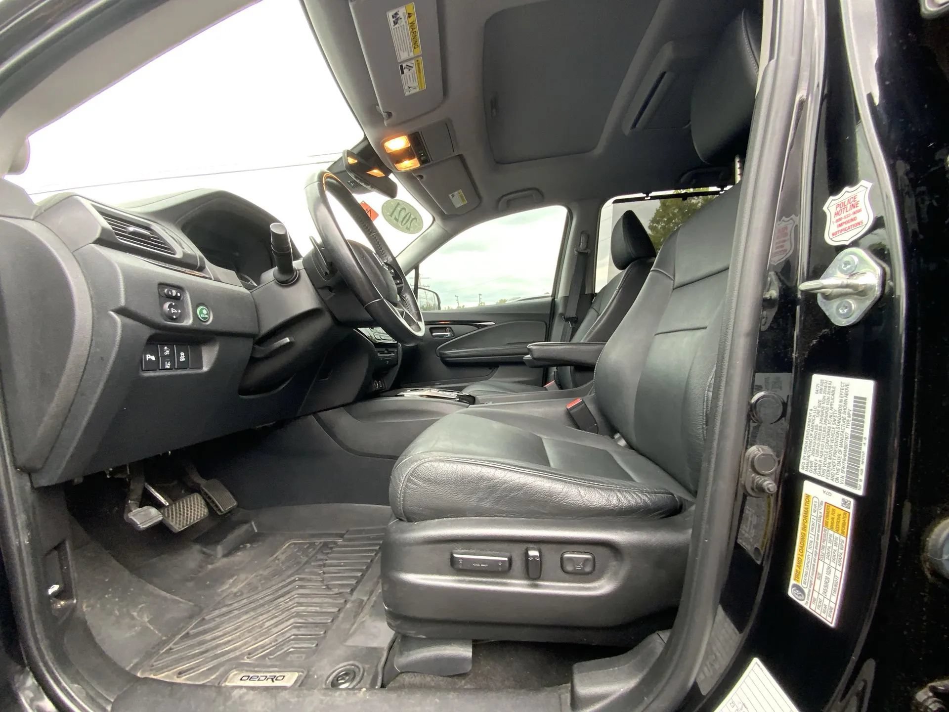 Used 2021 Honda Pilot Touring image 14