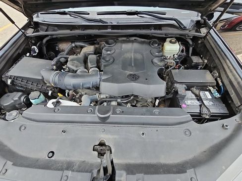 Used 2022 Toyota 4Runner TRD Off-Road Premium image 30