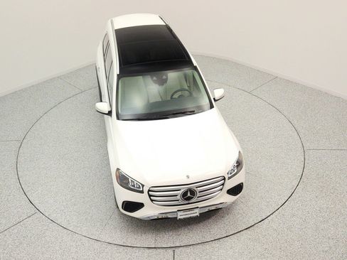 Certified 2024 Mercedes-Benz GLS 450 4MATIC image 24