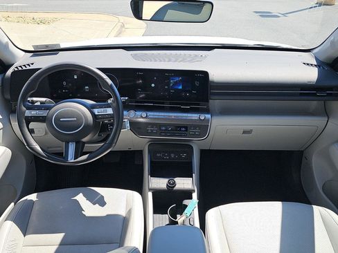 Used 2024 Hyundai Kona Limited AWD/4WD image 8