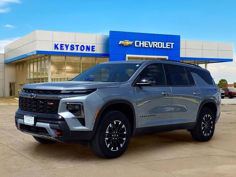 Used 2026 Chevrolet Traverse Z71 w/ Enhanced Driving Package image 3