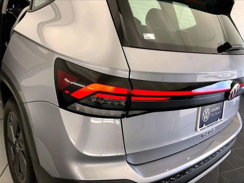 Used 2025 Volkswagen Taos S FWD image 28
