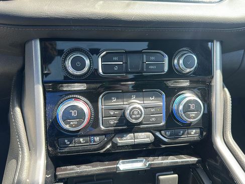 Used 2023 GMC Yukon Denali w/ Max Trailering Package image 18