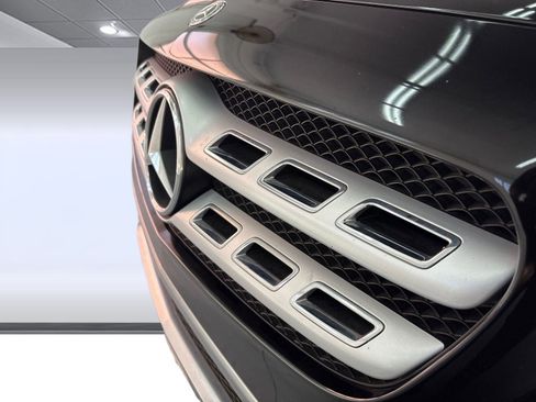 Used 2018 Mercedes-Benz GLA 250 image 19