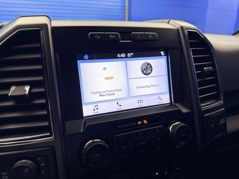 Used 2019 Ford F150 XLT w/ Equipment Group 302A Luxury AWD/4WD image 13