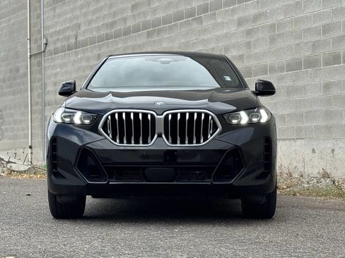 Used 2024 BMW X6 xDrive40i w/ Premium Package image 4