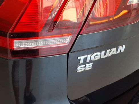 Used 2020 Volkswagen Tiguan SE R-Line w/ 3rd Row Seat Package AWD/4WD image 10