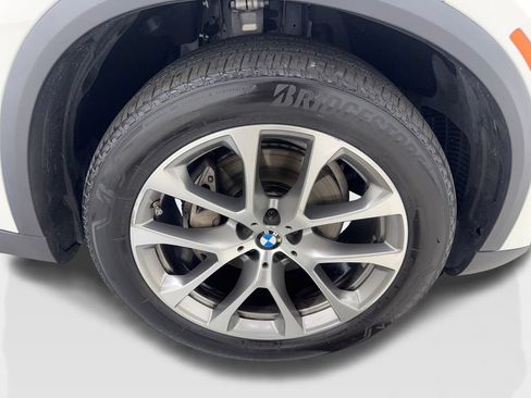 Used 2024 BMW X5 xDrive40i w/ Parking Assistance Package AWD/4WD image 87