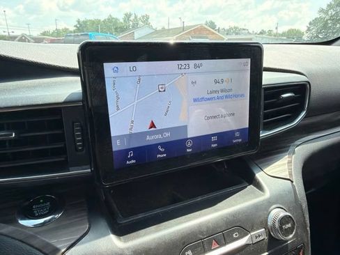 Used 2020 Ford Explorer Limited w/ Class III Trailer Tow Package AWD/4WD image 9