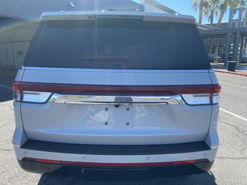 Used 2024 Lincoln Navigator L Reserve AWD/4WD image 6