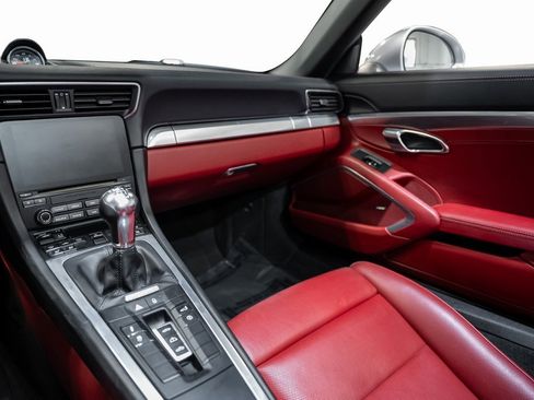 Used 2017 Porsche 911 Carrera 4S image 42