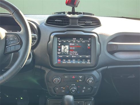 Certified 2022 Jeep Renegade Trailhawk image 21