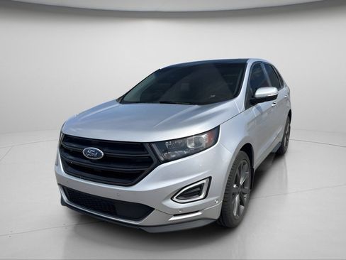 Used 2017 Ford Edge Sport w/ Equipment Group 401A AWD/4WD image 4