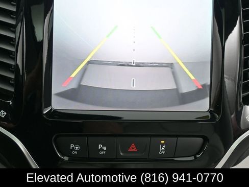 Used 2019 Jeep Cherokee Limited w/ Technology Group image 21