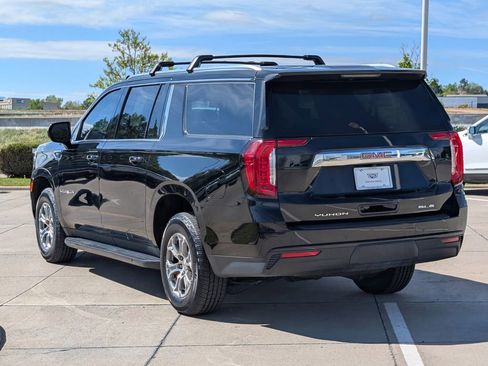 Used 2023 GMC Yukon XL SLE AWD/4WD image 4