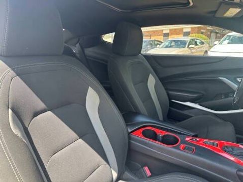 Used 2018 Chevrolet Camaro SS w/ Redline Edition RWD image 12