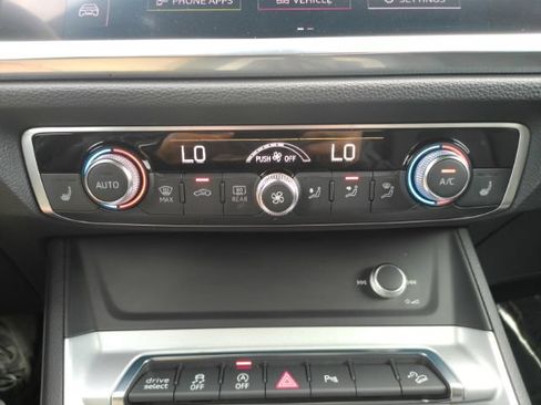 Used 2022 Audi Q3 2.0T Premium AWD/4WD image 42