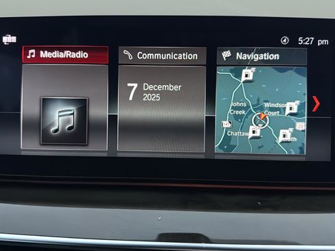 Used 2018 BMW 530i image 24