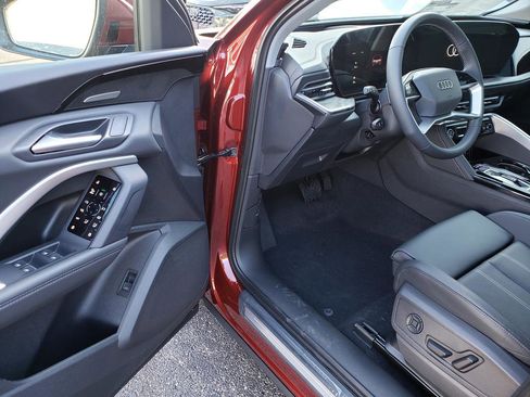 New 2025 Audi Q5 Premium Plus image 6