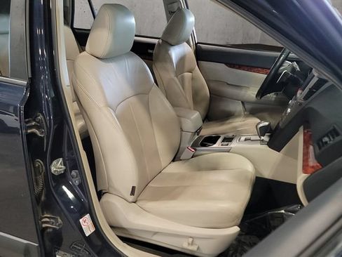 Used 2012 Subaru Outback 2.5i Limited AWD/4WD image 27
