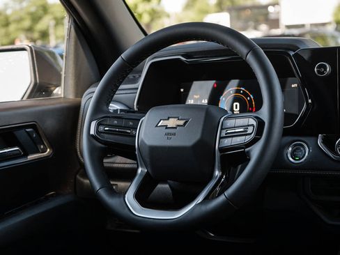 New 2026 Chevrolet Colorado LT w/ LT Convenience Package AWD/4WD image 13