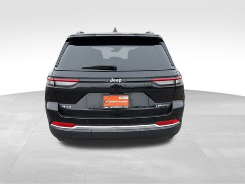 Certified 2025 Jeep Grand Cherokee Laredo AWD/4WD image 6