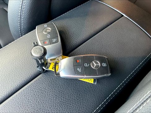 Certified 2020 Mercedes-Benz GLC 300 image 15