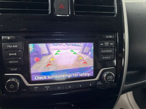 Used 2018 Nissan Versa Note SV FWD image 33