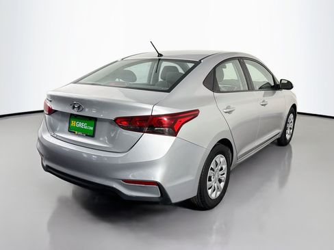 Used 2019 Hyundai Accent SE FWD image 10