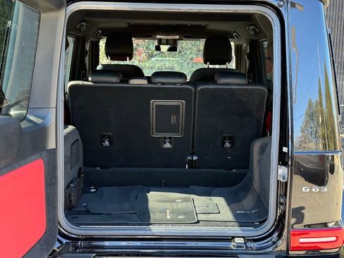 Used 2019 Mercedes-Benz G 63 AMG 4MATIC w/ Parking Package image 18