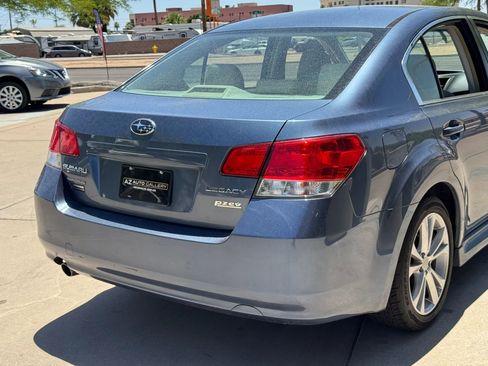Used 2013 Subaru Legacy 2.5i Premium w/ All-Weather Pkg AWD/4WD image 39