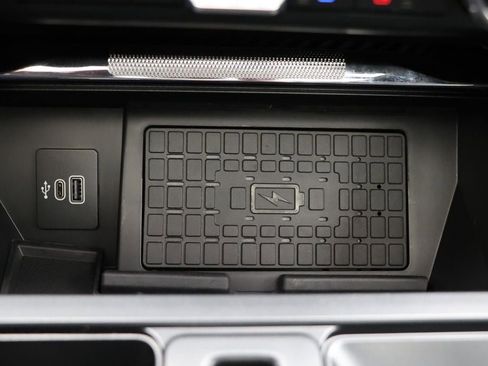 Used 2025 Ford F150 Raptor image 42