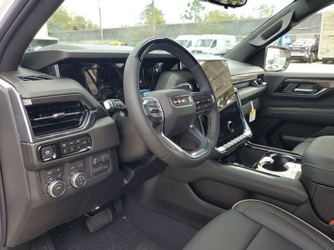 New 2026 GMC Yukon XL Elevation w/ Elevation Premium Package image 20