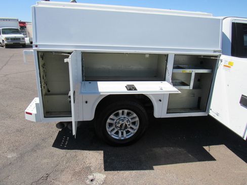 Used 2019 Ford F350 XLT w/ XLT Value Package image 19