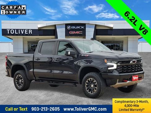 Used 2022 Chevrolet Silverado 1500 ZR2 w/ Technology Package AWD/4WD image 1