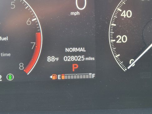 Used 2024 Honda CR-V EX image 26