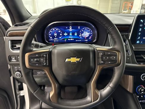 Certified 2024 Chevrolet Suburban High Country image 21