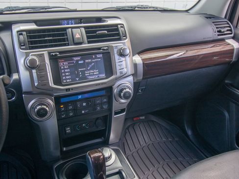 Used 2016 Toyota 4Runner Limited AWD/4WD image 25