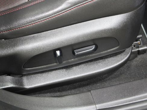 Used 2019 Chevrolet Blazer RS image 29