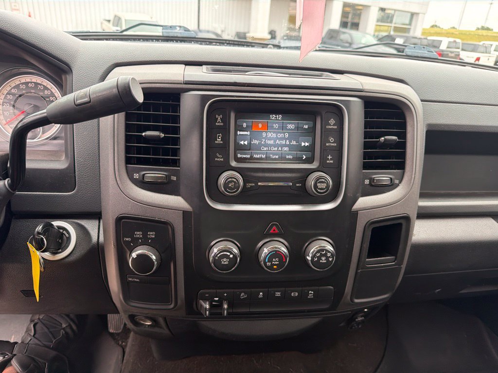 Used 2017 RAM 2500 Tradesman w/ Chrome Appearance Group AWD/4WD image 9