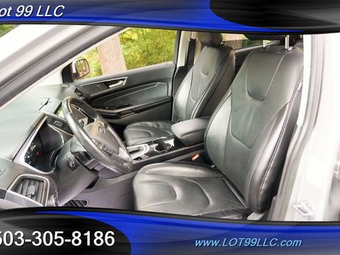 Used 2017 Ford Edge Titanium w/ Technology Package AWD/4WD image 18