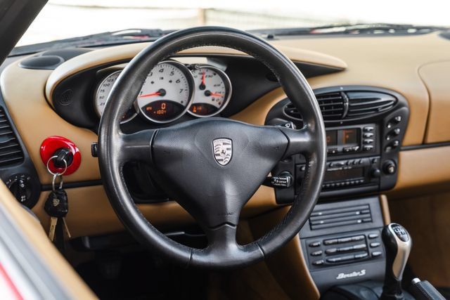 Used 2000 Porsche Boxster S RWD image 7