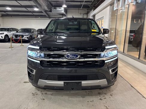 Used 2024 Ford Expedition Max Limited AWD/4WD image 5
