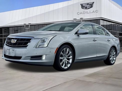 Used 2017 Cadillac XTS Luxury FWD image 5