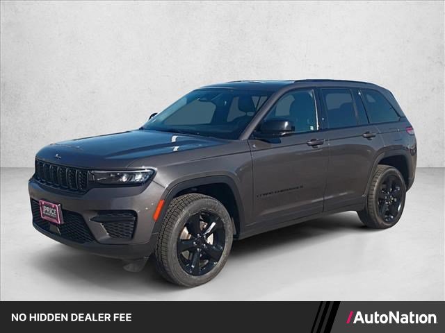 Used 2023 Jeep Grand Cherokee Altitude AWD/4WD image 1