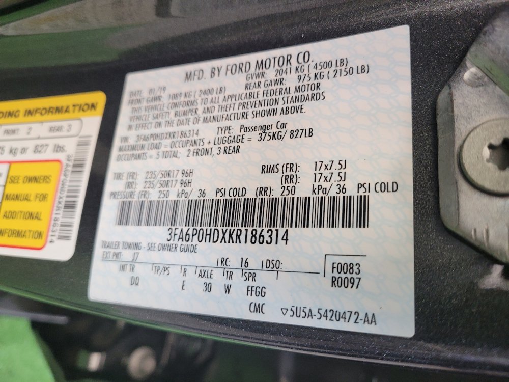 Used 2019 Ford Fusion SE FWD image 33