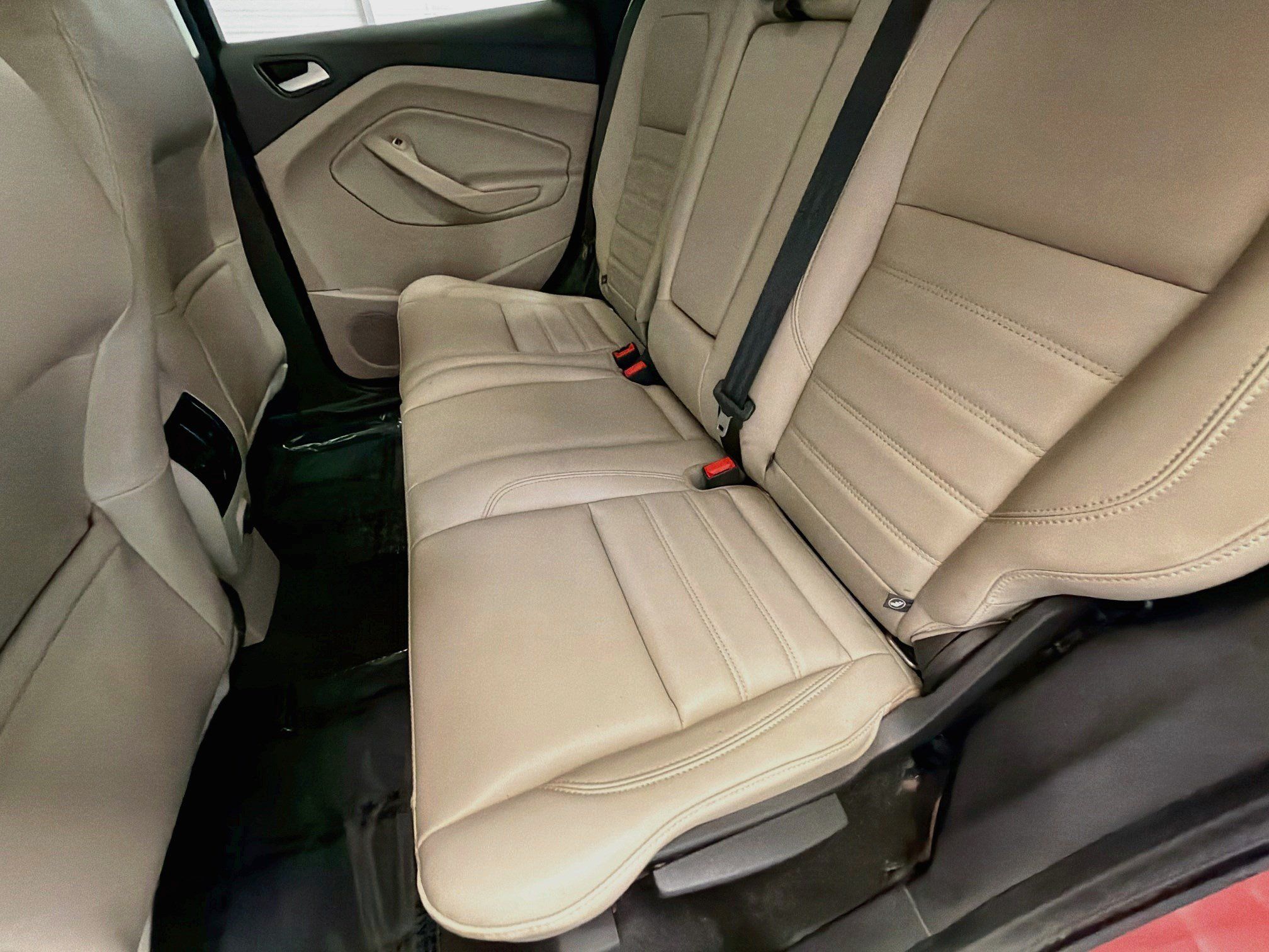Used 2019 Ford Escape SEL FWD image 13