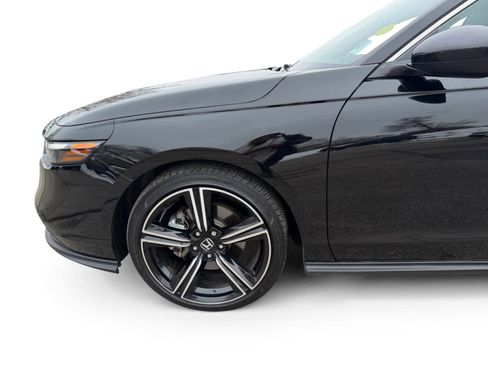 Used 2023 Honda Accord Sport image 19