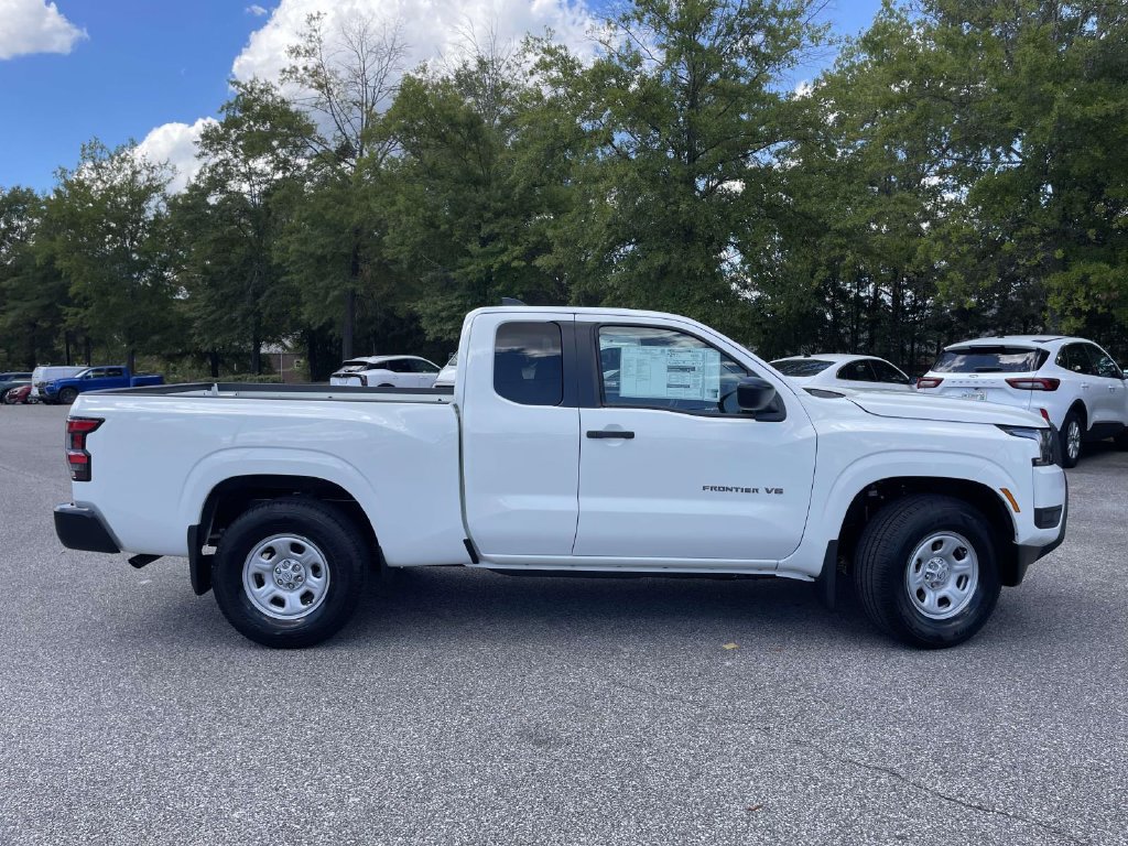 New 2027 Nissan Frontier S RWD image 2