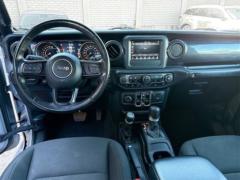 Used 2021 Jeep Wrangler Unlimited Sport image 24
